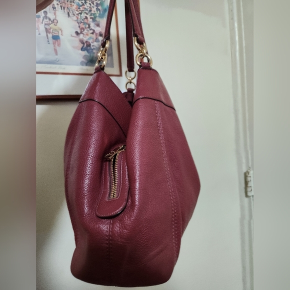 Coach Lexy In Leather Wine Soft Pebbled Leather Three Compartment Double Strap - Picture 7 of 15